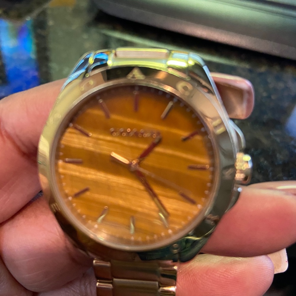 Gold Coach Watch😍 - Picture 7 of 8